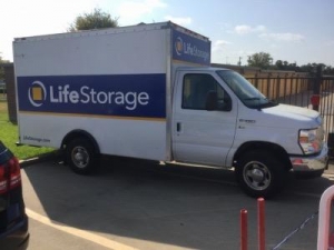 Life Storage - Arlington - East Lamar Boulevard Picture of Life Storage - Arlington - East Lamar Boulevard