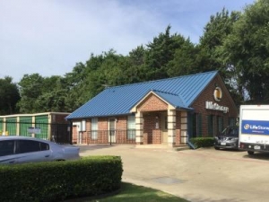 Life Storage - Grand Prairie