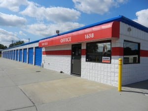 National Storage Centers - Westland on Newburgh Road Picture of National Storage Centers - Westland on Newburgh Road