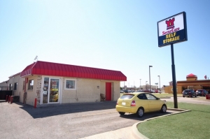 Yukon Ok Self Storage Units 39 Available 19 Mo Securcare Self Storage Oklahoma City N Roxbury Blvd