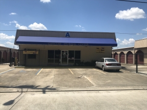 Choctaw Storage Center and Uhaul Dealer