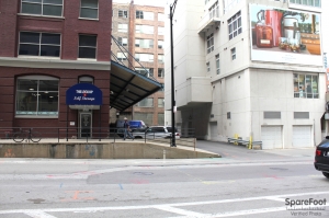 The Lock Up Storage Centers - Kinzie Picture of The Lock Up Storage Centers - Kinzie