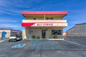 Devon Self Storage - Ramon