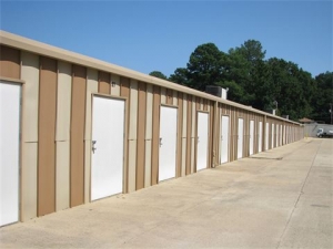 Discount Self Storage Picture of Discount Self Storage