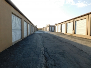I-35/I-435 Self Storage Picture of I-35/I-435 Self Storage