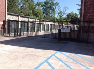 Life Storage - Houston - West Lake Houston Parkway Picture of Life Storage - Houston - West Lake Houston Parkway