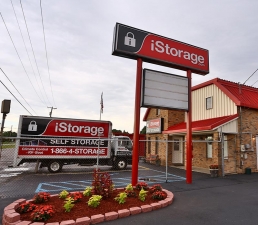 iStorage Decatur Central Parkway Picture of iStorage Decatur Central Parkway