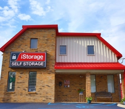 iStorage Madison Castle Dr