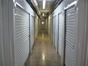 Houston Lake Storage Picture of Houston Lake Storage