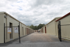 Dothan Lock Storage Picture of Dothan Lock Storage