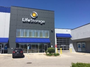 Life Storage - Aurora - North Randall Road Picture of Life Storage - Aurora - North Randall Road