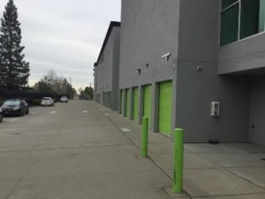 Life Storage - Sacramento - Folsom Boulevard Picture of Life Storage - Sacramento - Folsom Boulevard