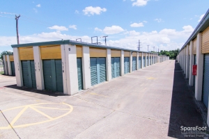 Move It Self Storage - West Arlington Picture of Move It Self Storage - West Arlington