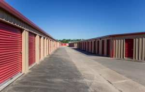 Move It Self Storage - Pearland / Friendswood Picture of Move It Self Storage - Pearland / Friendswood