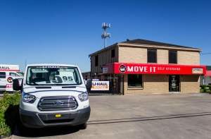 Move It Self Storage - Pearland / Friendswood Picture of Move It Self Storage - Pearland / Friendswood
