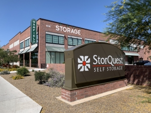 StorQuest - Garfield / Portland