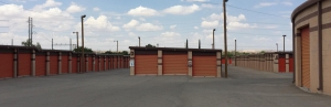 El Paso Storage Units - Crossroads