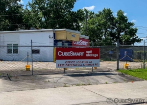 CubeSmart Self Storage - LA Baton Rouge Greenwell Springs Road