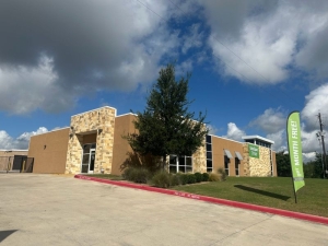 Extra Space Storage - 2251 - New Braunfels - FM 725