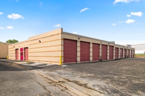Mini Mall Storage - Eden Prairie