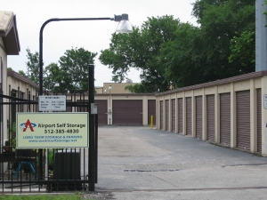 Airport Self Storage - photo 