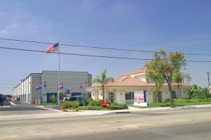 US Storage Centers - Stanton - Photo 5