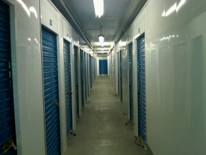 US Storage Centers - Mission Hills - Photo 2