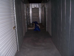 US Storage Centers - La Crescenta - Photo 2