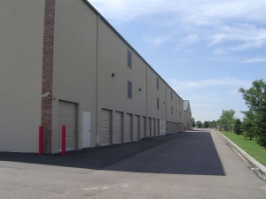 StorQuest Self Storage - Englewood - Photo 3