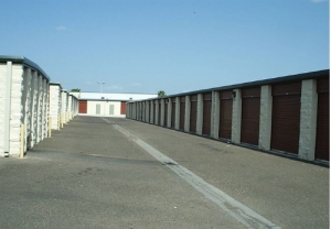 Commerce Park Storage - Photo 3