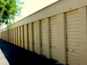 StorQuest Express Self Storage - Phoenix - Bell Road - Photo 3