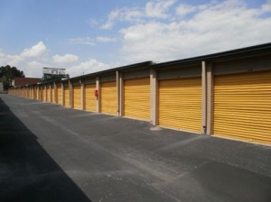 Uncle Bob's Self Storage - Norcross - Photo 3