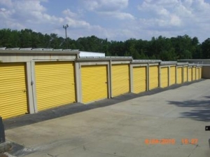 Uncle Bob's Self Storage - Columbia - 5311 Bush River Rd - Photo 6