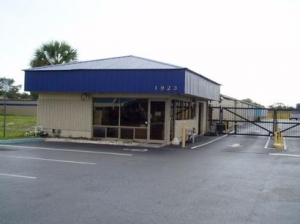 Uncle Bob's Self Storage - Melbourne - 1923 N Wickham Rd - photo 