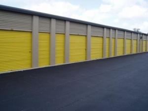 Uncle Bob's Self Storage - Melbourne - 1923 N Wickham Rd - photo 