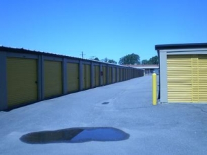 Uncle Bob's Self Storage - Norfolk - 1213 E Brambleton Ave - Photo 1