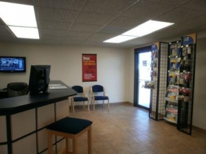 Uncle Bob's Self Storage - Jackson - 6011 I-55 N - Photo 3