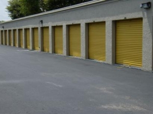 Uncle Bob's Self Storage - Lantana - Photo 3