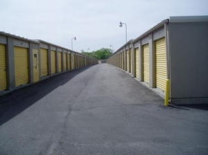 Uncle Bob's Self Storage - Dayton - Photo 3