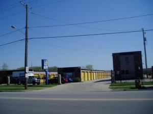 Uncle Bob's Self Storage - Bedford - Photo 4
