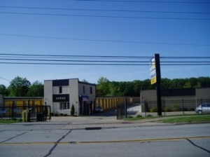 Uncle Bob's Self Storage - Westlake - 24560 Sperry Dr - Photo 4