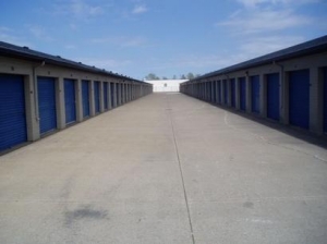Uncle Bob's Self Storage - Mentor - Photo 3