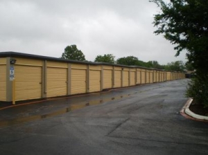 Uncle Bob's Self Storage - San Antonio - 9665 Marbach Rd - Photo 3