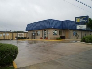 Uncle Bob's Self Storage - San Antonio - 9665 Marbach Rd - Photo 1