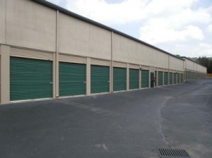 Uncle Bob's Self Storage - Alpharetta - Photo 3