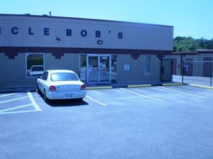 Uncle Bob's Self Storage - Norfolk - 385 S Naval Base Rd - photo 