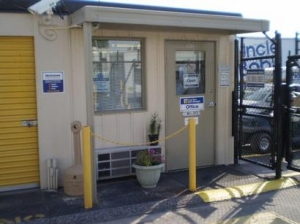 Uncle Bob's Self Storage - Greensboro - 5812 High Point Rd - Photo 4