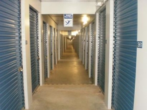 Uncle Bob's Self Storage - Lynchburg - 22195 Timberlake Rd - Photo 3