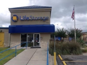 Life Storage - San Marcos - 1620 IH-35 South Picture of Life Storage - San Marcos - 1620 IH-35 South