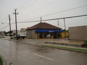 Uncle Bob's Self Storage - Houston - 8450 Cook Rd - Photo 4